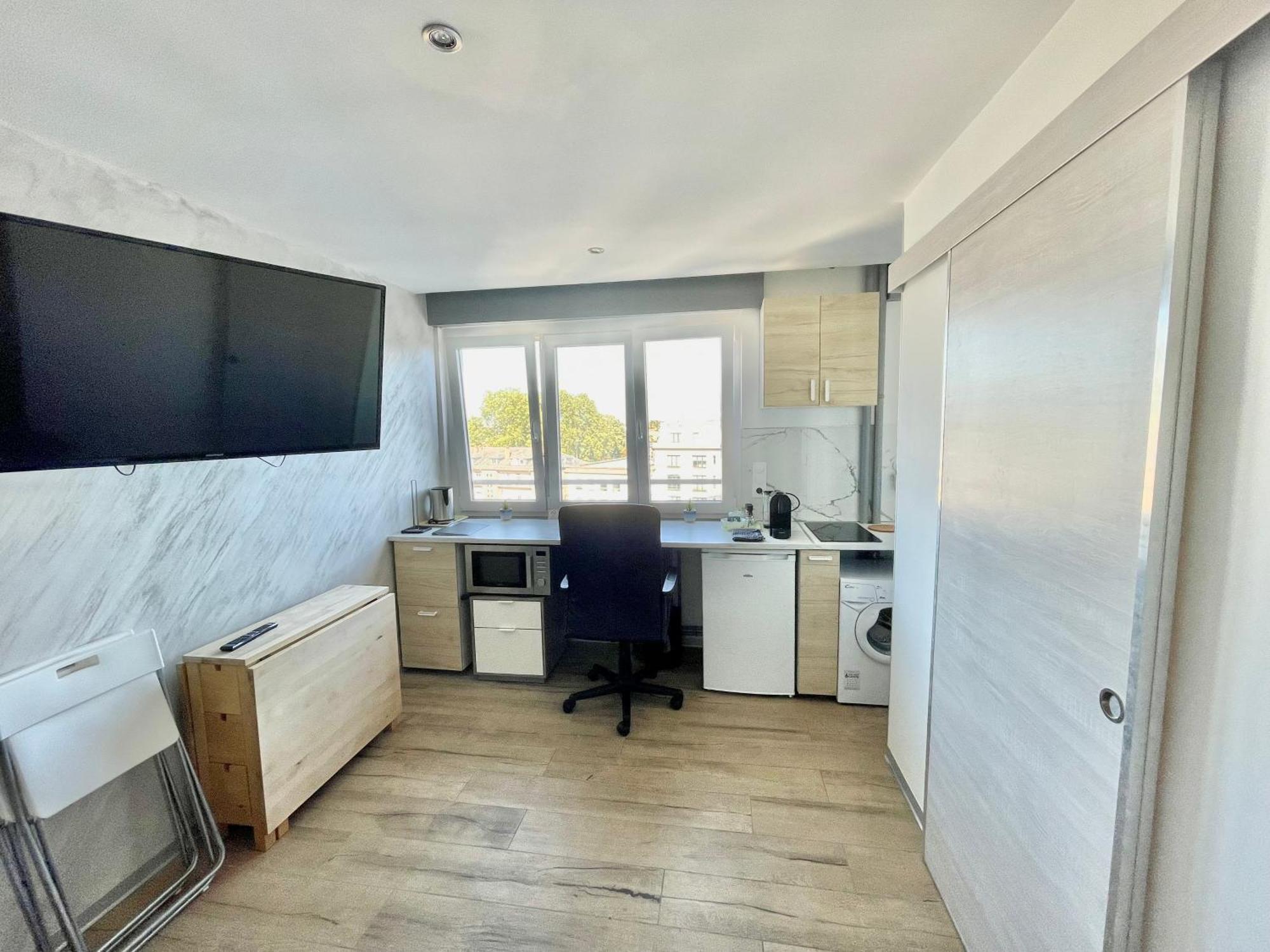 The Studio Wilson - Mulhouse Station Apartment Bagian luar foto